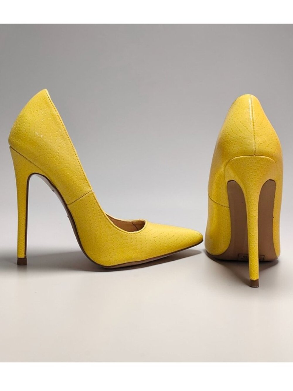 Yellow High Heel Pumps With Faux Snakeskin Texture & Pointed Toe Design